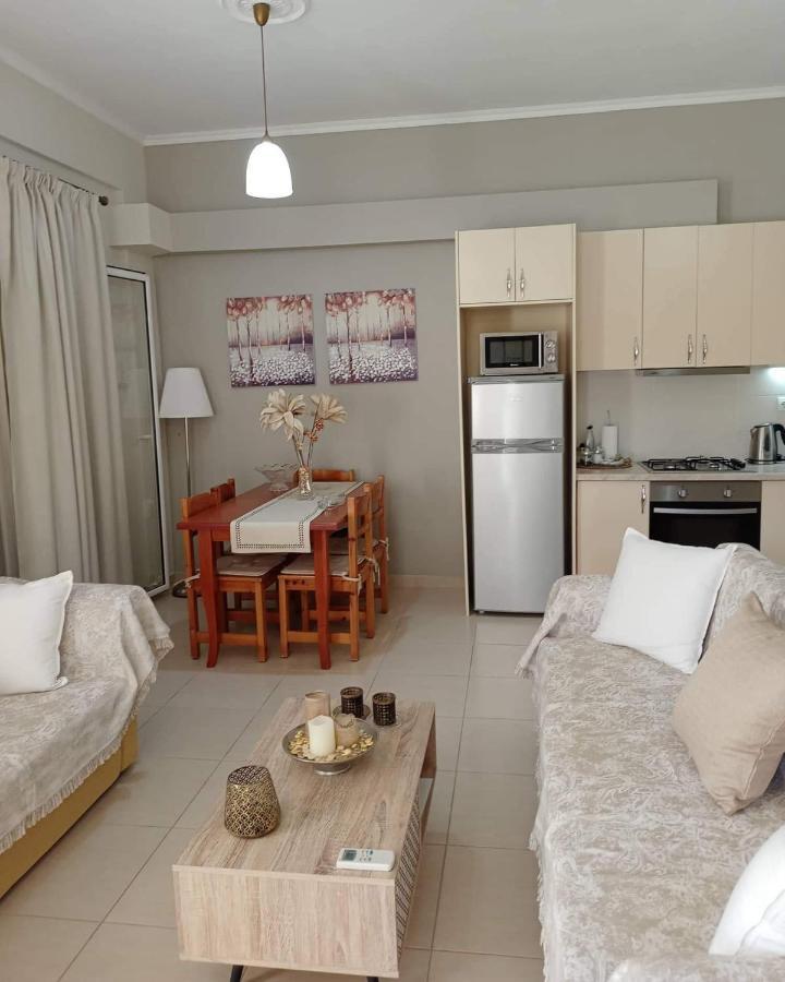 Lovely View Apartments Himare Exteriör bild